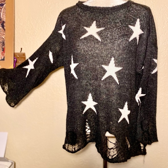 Rue the style Sweaters - Rue. the style Destroyed Star Sweater